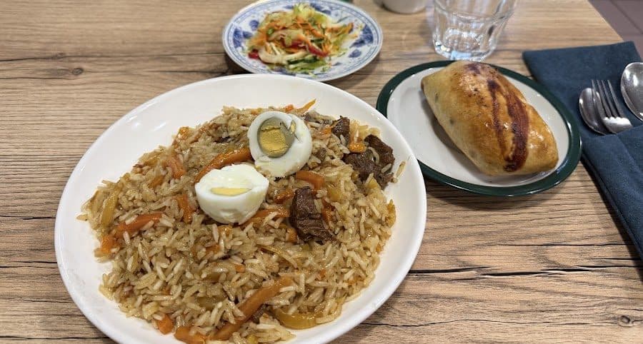 Un plov, le plat traditionnel