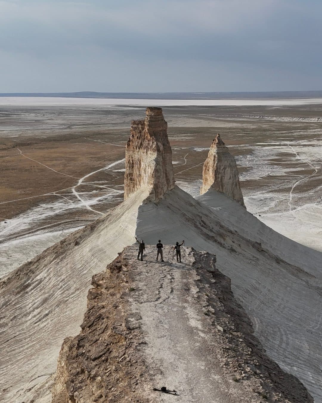 Les aiguilles de Bozzhyra vues d’en haut